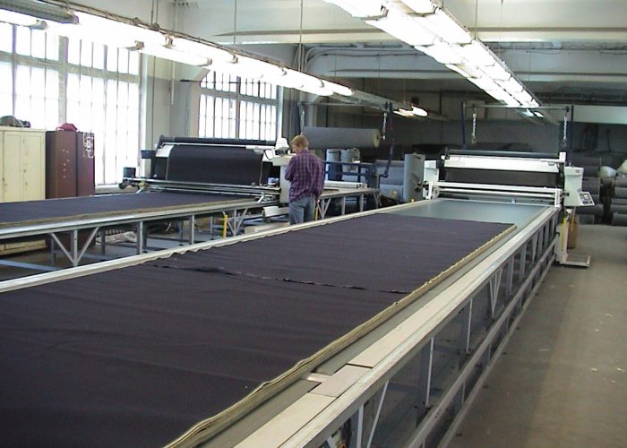 mesa-de-corte-conveyor-cutting-table